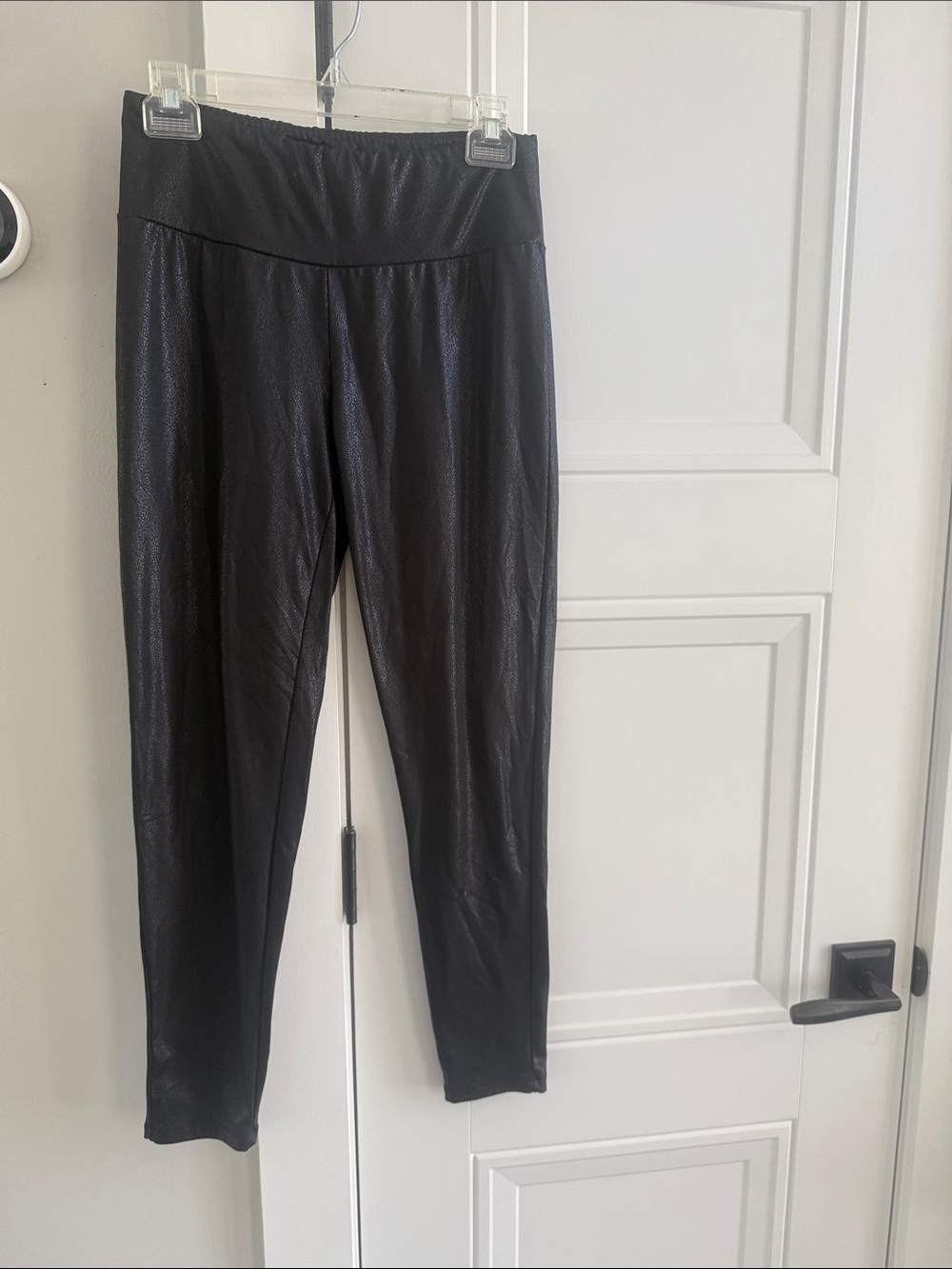 No Comment Black Faux Leather Leggings Sz Medium